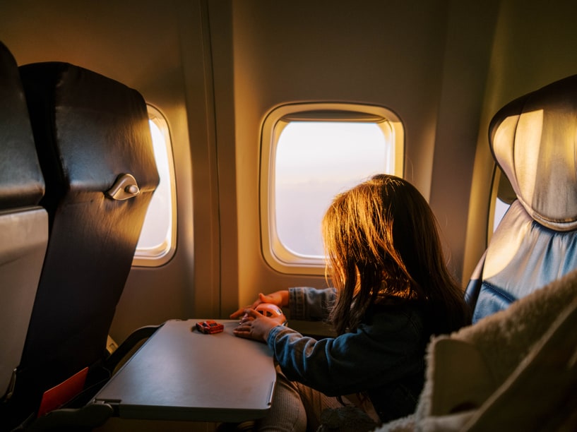 how to entertain toddler on plane