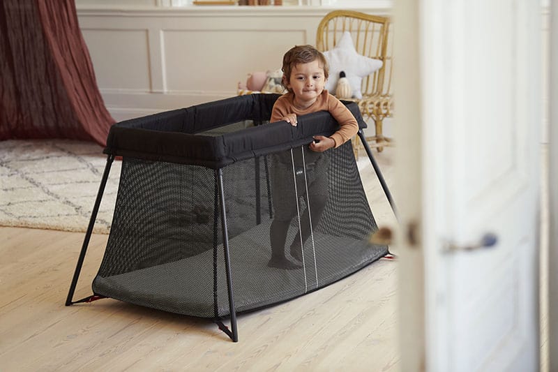 babybjorn travel crib light review